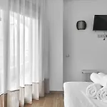 Апартаменти Amalia Ii - Heated Pool, Sauna & Jacuzzi *