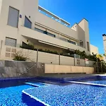Апартаменти Amalia Ii - Heated Pool, Sauna & Jacuzzi