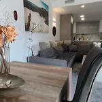 Amalia Ii - Heated Pool, Sauna & Jacuzzi Torrevieja