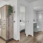 Amalia Ii - Heated Pool, Sauna & Jacuzzi Apartman Torrevieja