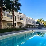 Amalia Ii - Heated Pool, Sauna & Jacuzzi Apartman *