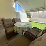 Апартаменти Amalia Ii - Heated Pool, Sauna & Jacuzzi