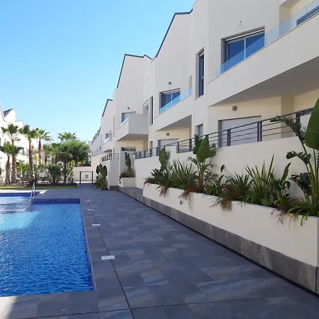 Amalia Ii - Heated Pool, Sauna & Jacuzzi Torrevieja
