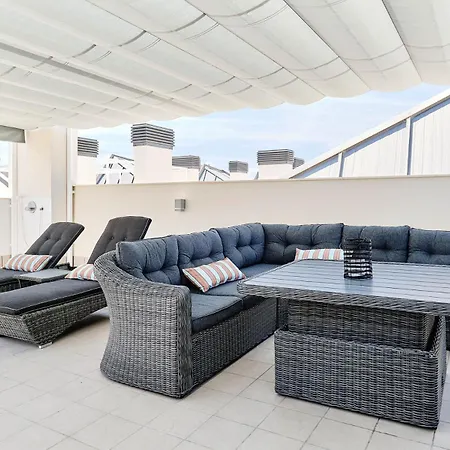 Amalia Ii - Heated Pool, Sauna & Jacuzzi Apartment Torrevieja