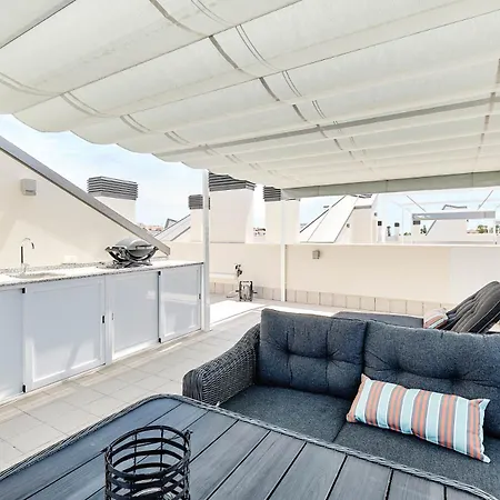 Amalia Ii - Heated Pool, Sauna & Jacuzzi Torrevieja